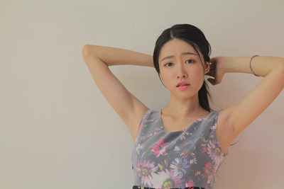 服裝店撿到一妹紙呦