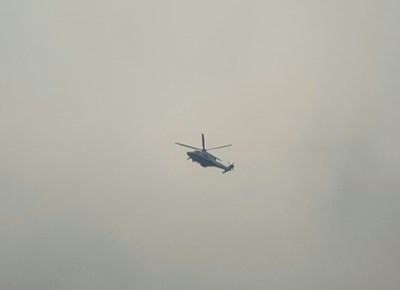 航拍的直升機(jī)