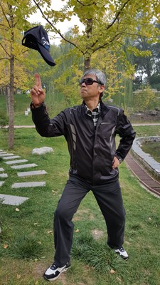 #來(lái)一張讓你看上去好像有超能力的照片# 放膽來(lái)