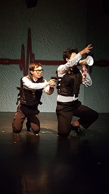  # 和你的朋友放膽玩對(duì)戰(zhàn)# 放膽來(lái)