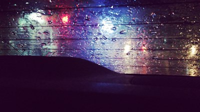 下雨了