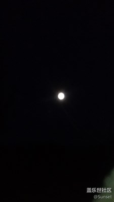 只有夜空足夠黑暗，才能清楚的看見月亮！