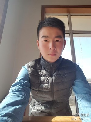 NOTE5前置攝像頭美顏。