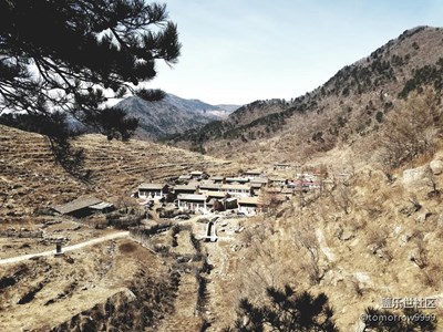 樹木蔥蘢，層林盡染。利用2個小時，踏遍氧吧的每處春光。