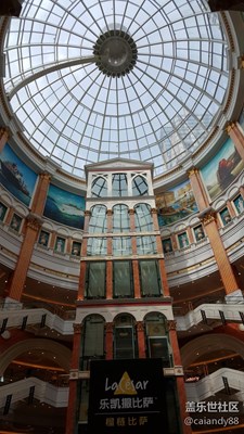 來一組大E拍的圖片