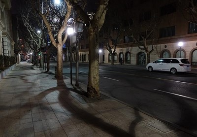 一個(gè)人的街道