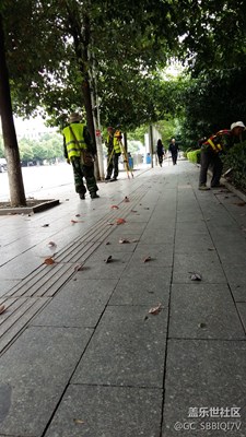 【勞動者的歌】+懷化+監(jiān)測大叔辛苦了