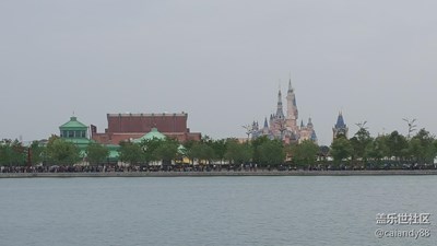 上海迪斯尼先來一波