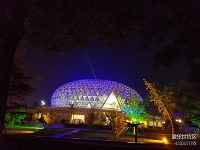 水秀夜色