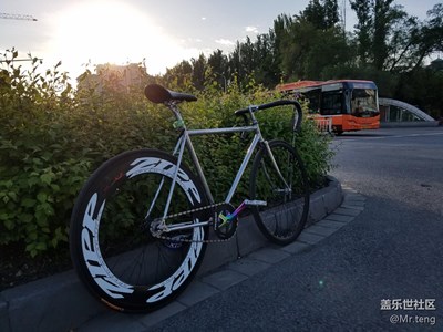 下班路上，用S7 edge隨手拍攝