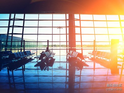 在繁華都市中掃街