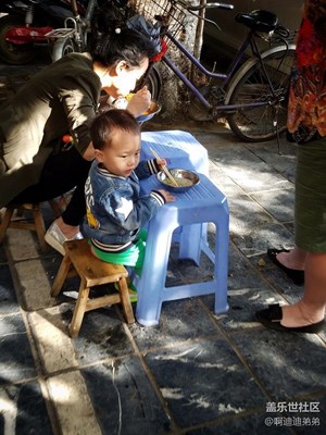 桂林生活記實(shí)～吃桂林米粉的小把爺