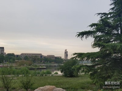 七大姨拍的學(xué)校