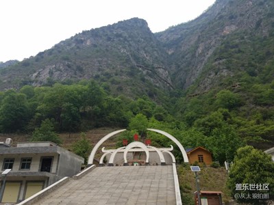 三星s7e拍攝的月亮??洞