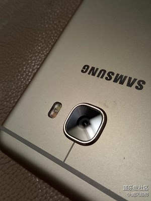 羨慕的眼光——夜色2.5D的光輝