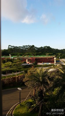 建一座橋也不容易，都快2年了，還沒建好。