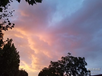 夏夜+北京+火紅的天空