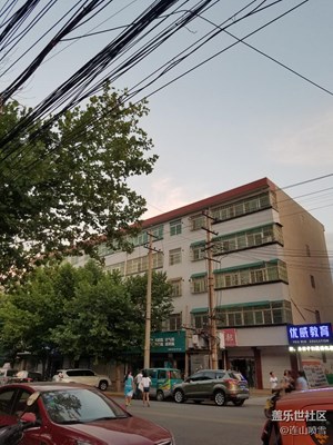 試一下發(fā)帖時拍的照片能存到手機上嗎