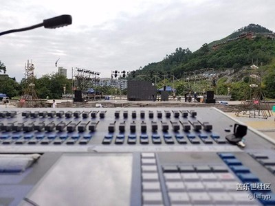 國慶，我不和你們堵，我?guī)Ыo你歡樂。