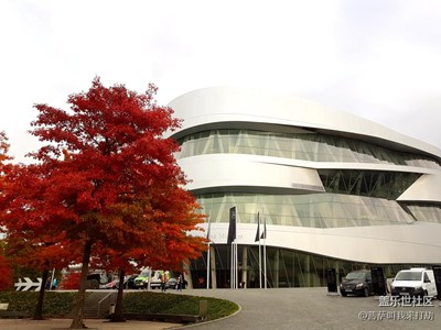 用S7e帶你看世界，奔馳博物館