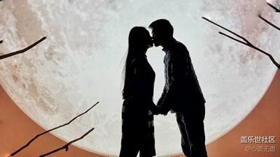 深秋三里屯，邂逅洋節(jié)，時尚又甜蜜