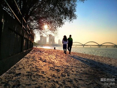 手機(jī)也是相機(jī)中的戰(zhàn)斗機(jī)！??