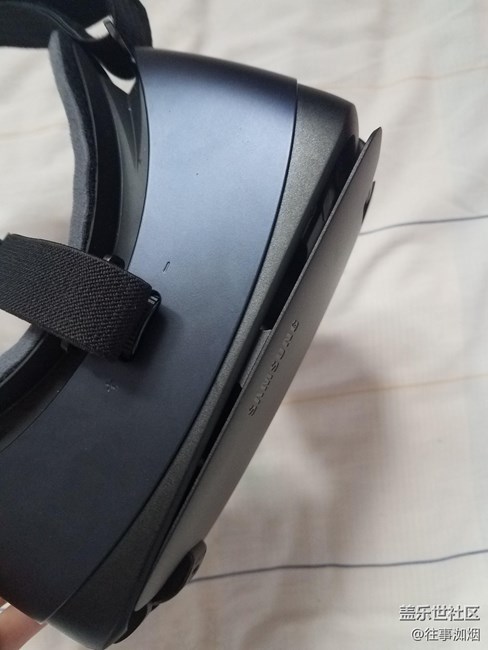 問一下三星vr4的前蓋怎么關(guān)上？