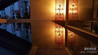 什么時候可以住進這樣帶泳池的酒店呢