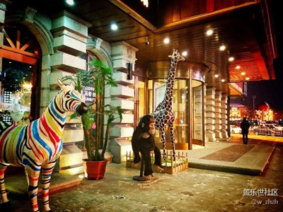 魅力*，流連忘返。