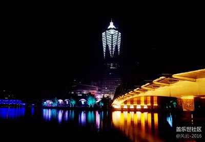 夜色如夢(mèng)，西湖文化廣場(chǎng)之美