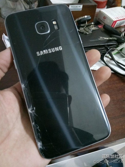 萬惡的水泥地.......