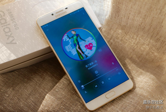 三星Galaxy C9 Pro ，年輕人必備的社交輕旗艦時(shí)尚單品