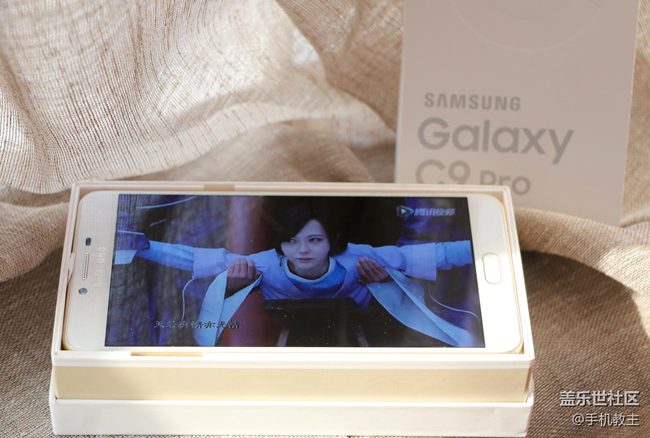 三星Galaxy C9 Pro ，年輕人必備的社交輕旗艦時(shí)尚單品