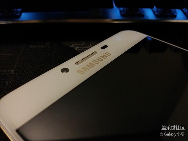 【享樂體驗團】大的剛剛好，Galaxy C9 Pro外觀圖賞