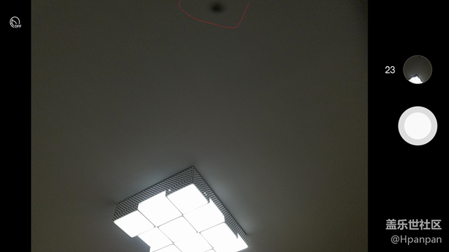 老司機幫看看，7姨的攝像頭怎么了。拍照有陰影