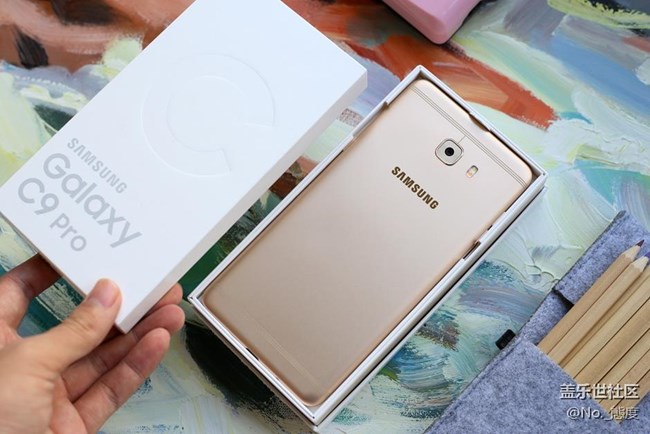 薄得讓人發(fā)指的親民中端旗艦 三星師奶Pro開(kāi)箱