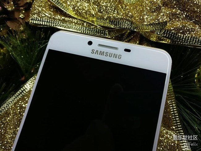 大屏新旗艦 三星GALAXY C9 Pro開(kāi)箱圖賞