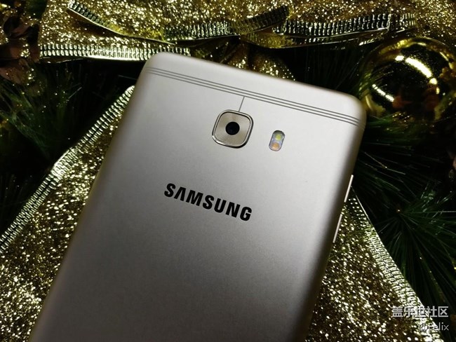 大屏新旗艦 三星GALAXY C9 Pro開(kāi)箱圖賞 大屏新旗艦 三星GALAXY C9 Pro開(kāi)箱圖賞