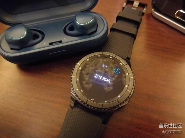 【用科技智造時間】一抬手，“圓”來是你