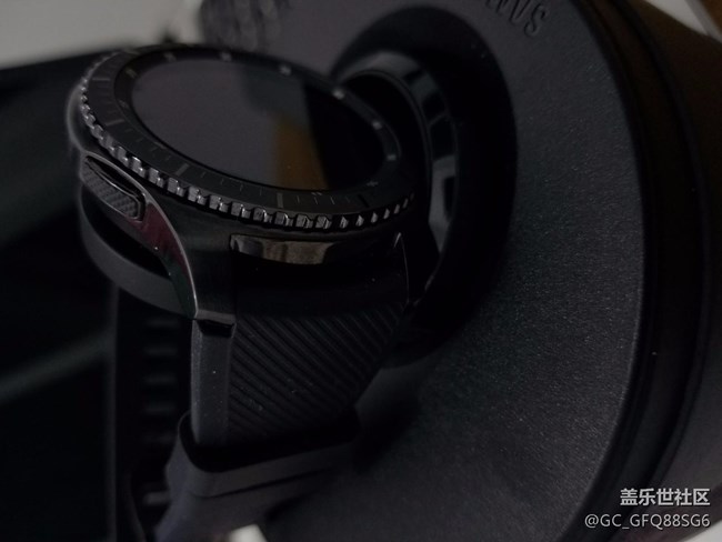 【用科技智造時(shí)間】智能手表界顏值擔(dān)當(dāng)，S3先鋒版點(diǎn)贊必回！