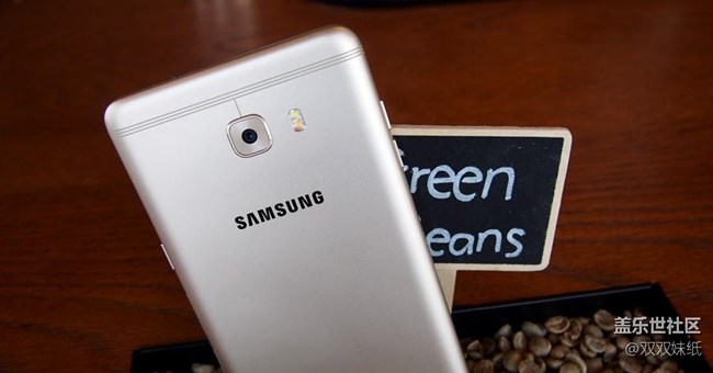 旗艦之下好選擇，三星C9 Pro剛剛好