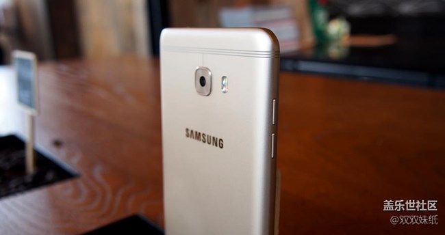 旗艦之下好選擇，三星C9 Pro剛剛好