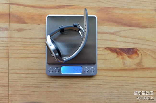 【用科技智造時(shí)間】我的圣誕禮物： Gear S3 Classic