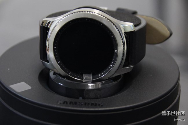 【用科技智造時(shí)間】人生怎能沒(méi)有一只Gear S3