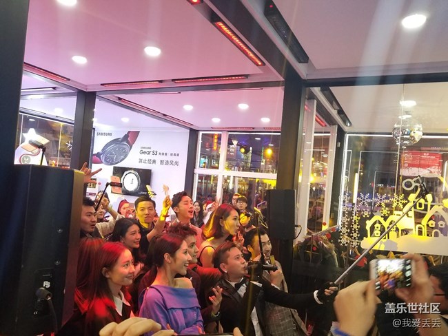 三星Gear S3王府井圣誕party 嗨翻天