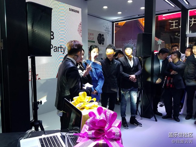 三星Gear S3王府井圣誕party 嗨翻天