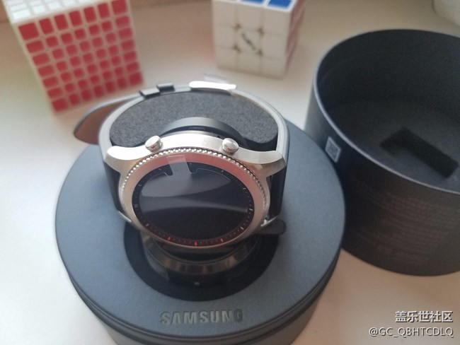 【用科技智造時間】 剁手的第一塊智能手表！內(nèi)設(shè)福利不隱藏