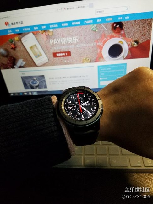 【用科技智造時(shí)間】Gear S3遲到的圣誕禮物終于收到了