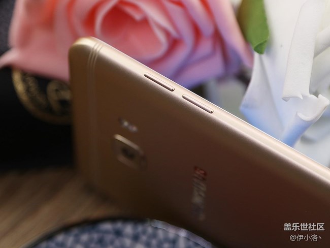 大屏控值得擁有 三星蓋樂世C9 Pro圖賞