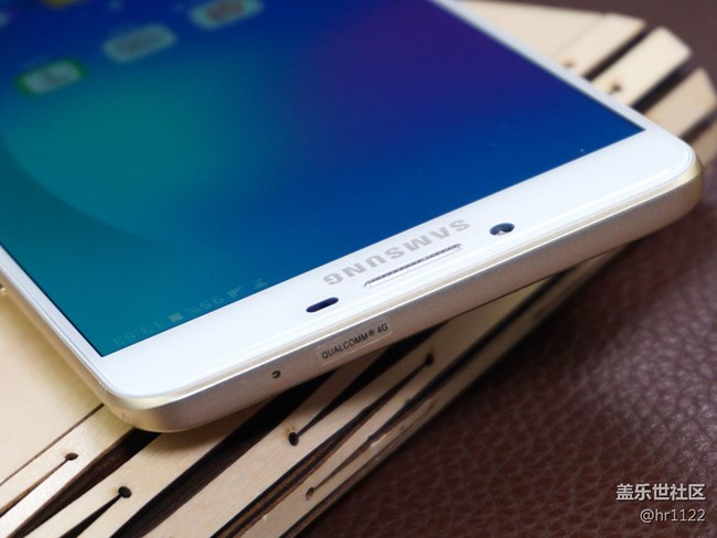 【轉(zhuǎn)】全金屬革新設(shè)計(jì) 三星Galaxy C9 Pro美圖